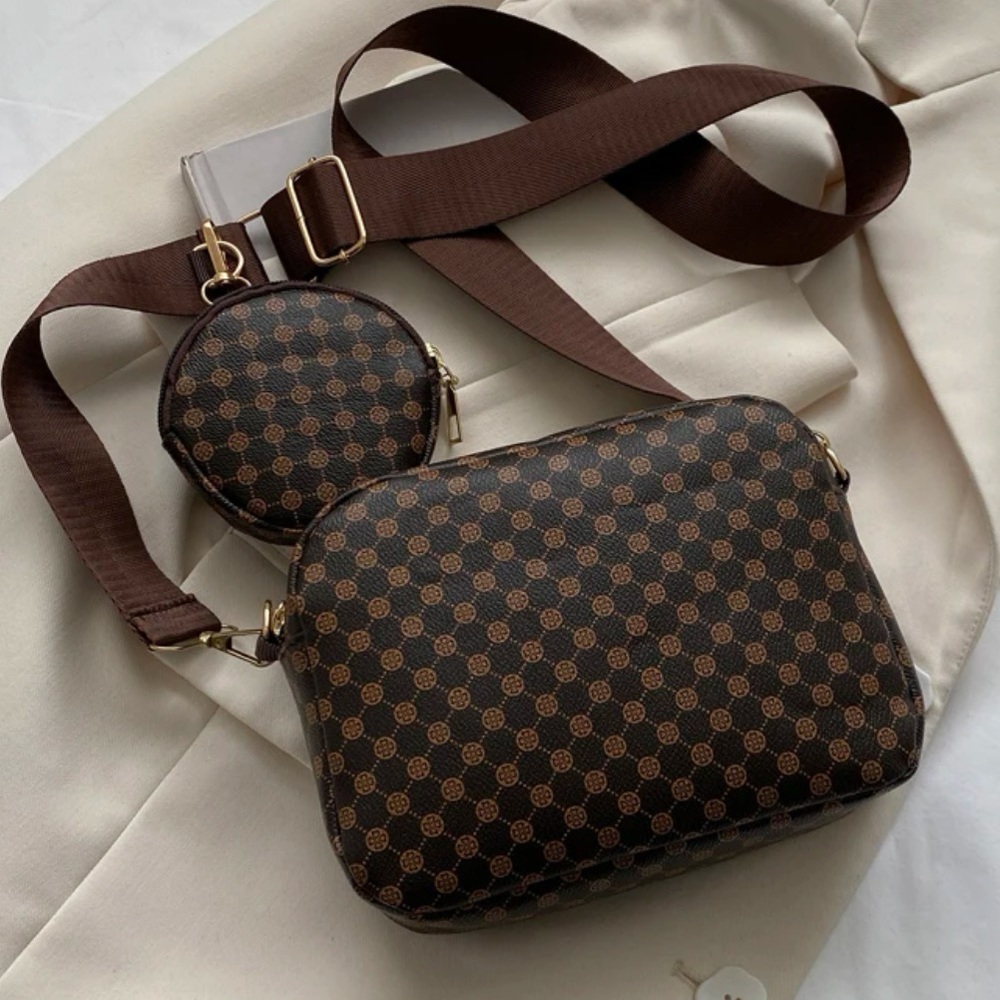 ⭐️ Lightweight and small versatile bag ⭐️